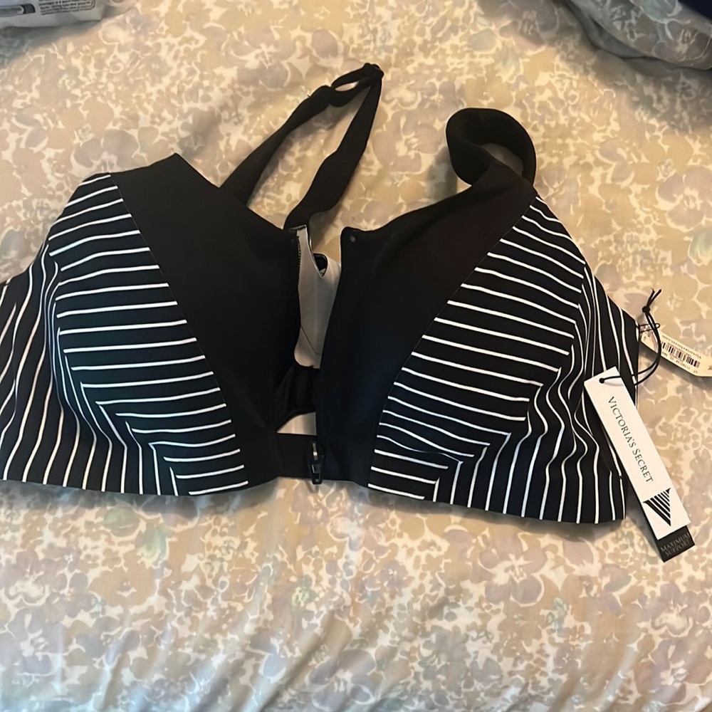 Victoria’s Secret sports bra